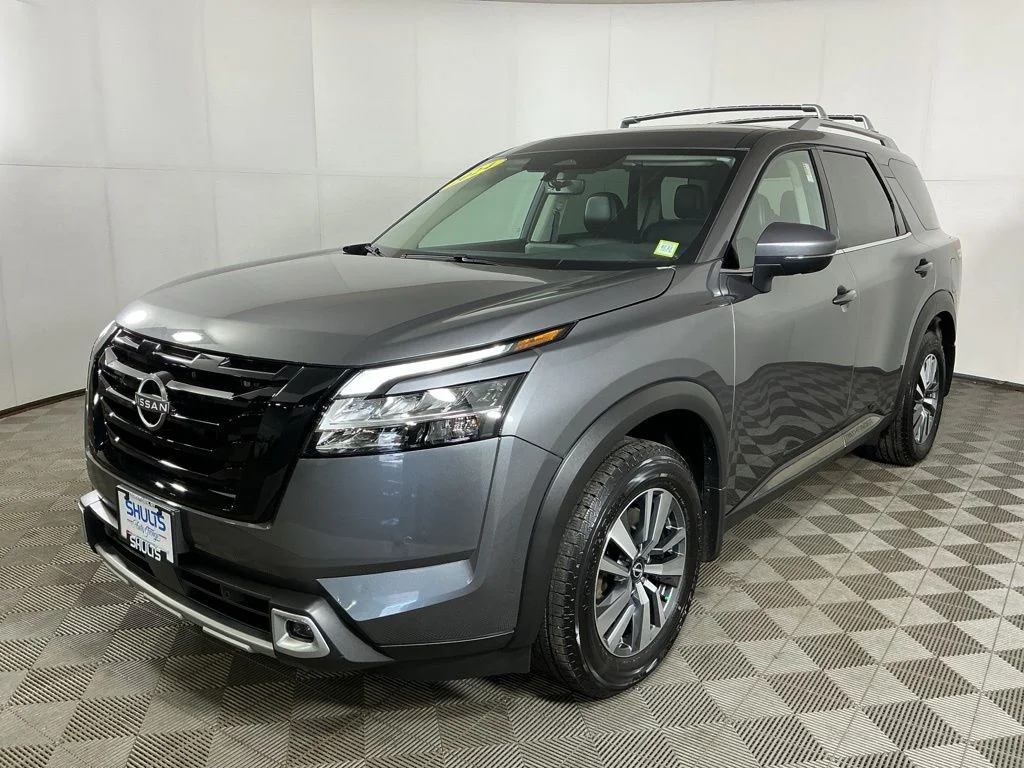 Certified Used 2024 Gray Nissan SL image 4