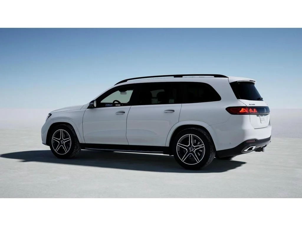 New 2027 White Mercedes-Benz GLS 450 image 31