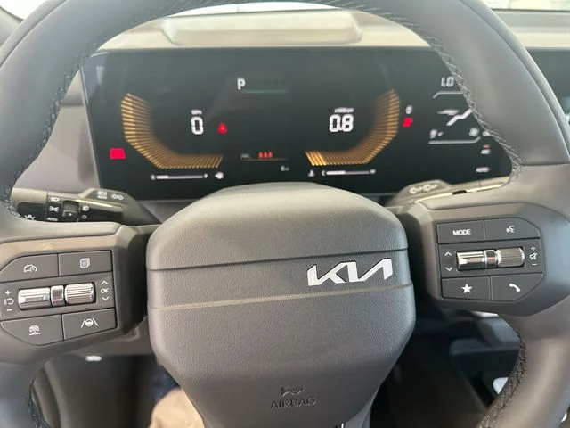 New 2027 Iceberg Green Kia X-Line S image 12
