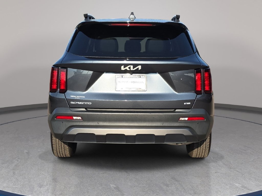 Used 2023 Gray Kia X-Line S image 7