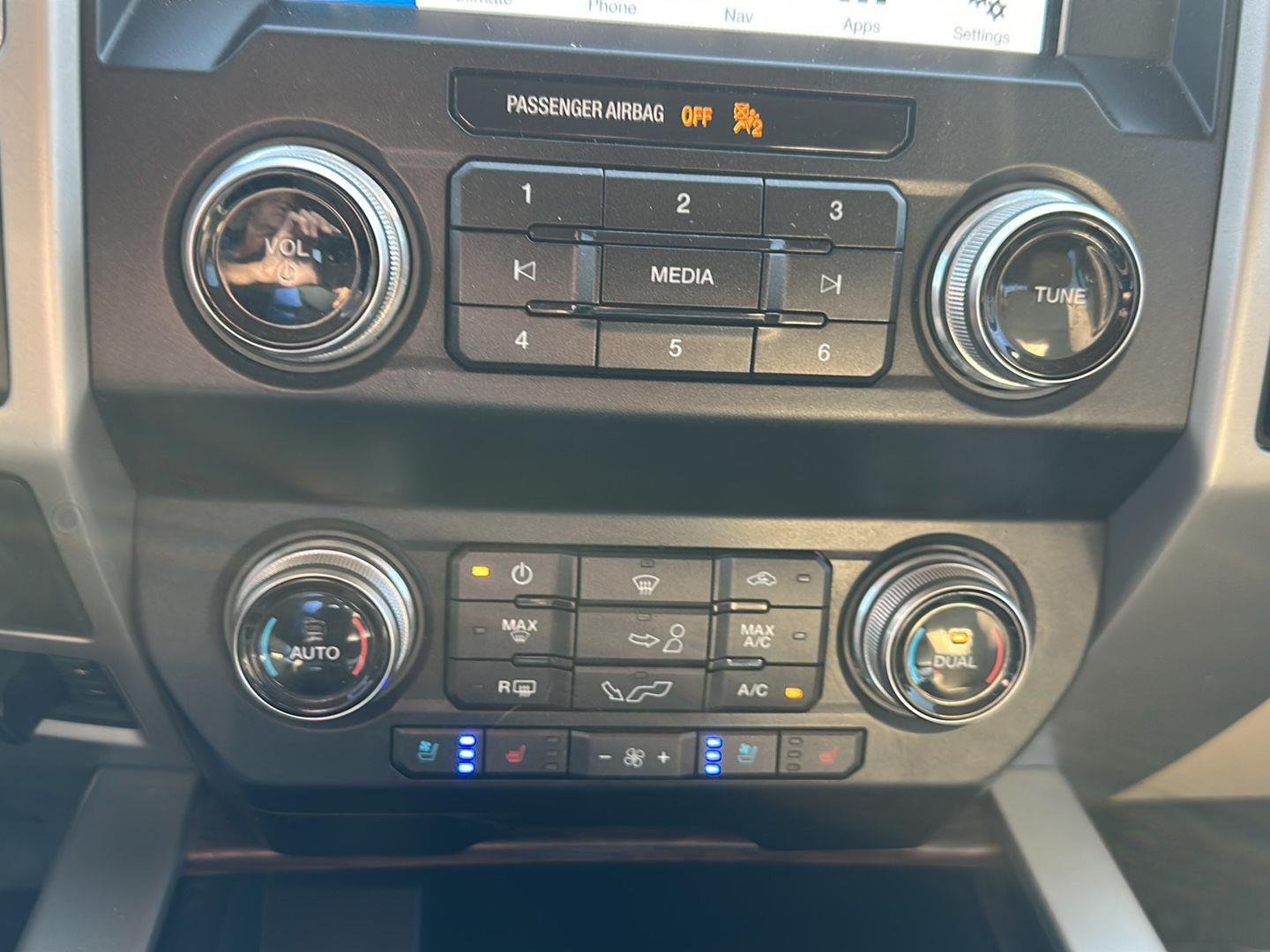 Used 2019 Ruby Red Metallic Tinted Clearcoat Ford LARIAT image 26