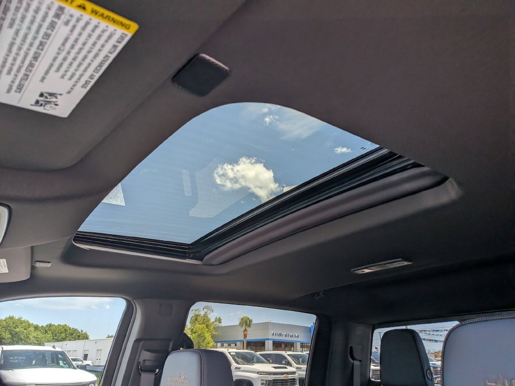 2026 Chevrolet Silverado 1500 High Country - Photo 15