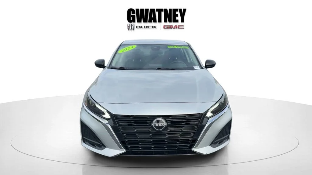 2024 Nissan Altima SV
