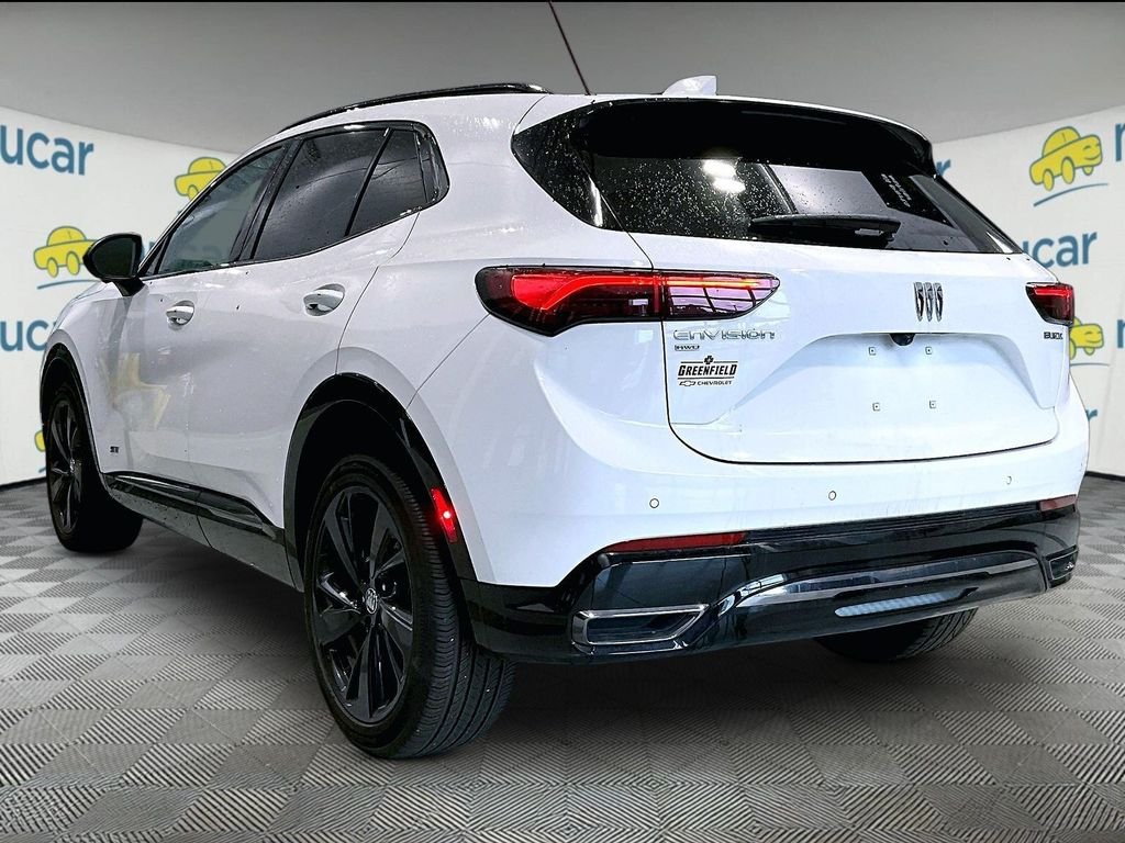 Used 2025 White Buick Sport Touring image 5