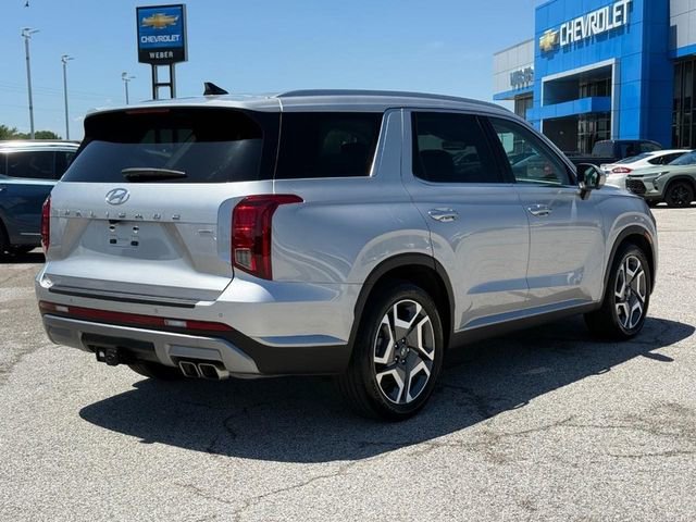 Used 2024 Silver Hyundai SEL image 5