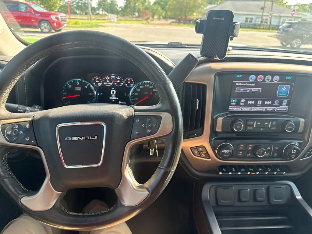 Used 2017 Black GMC Denali image 13