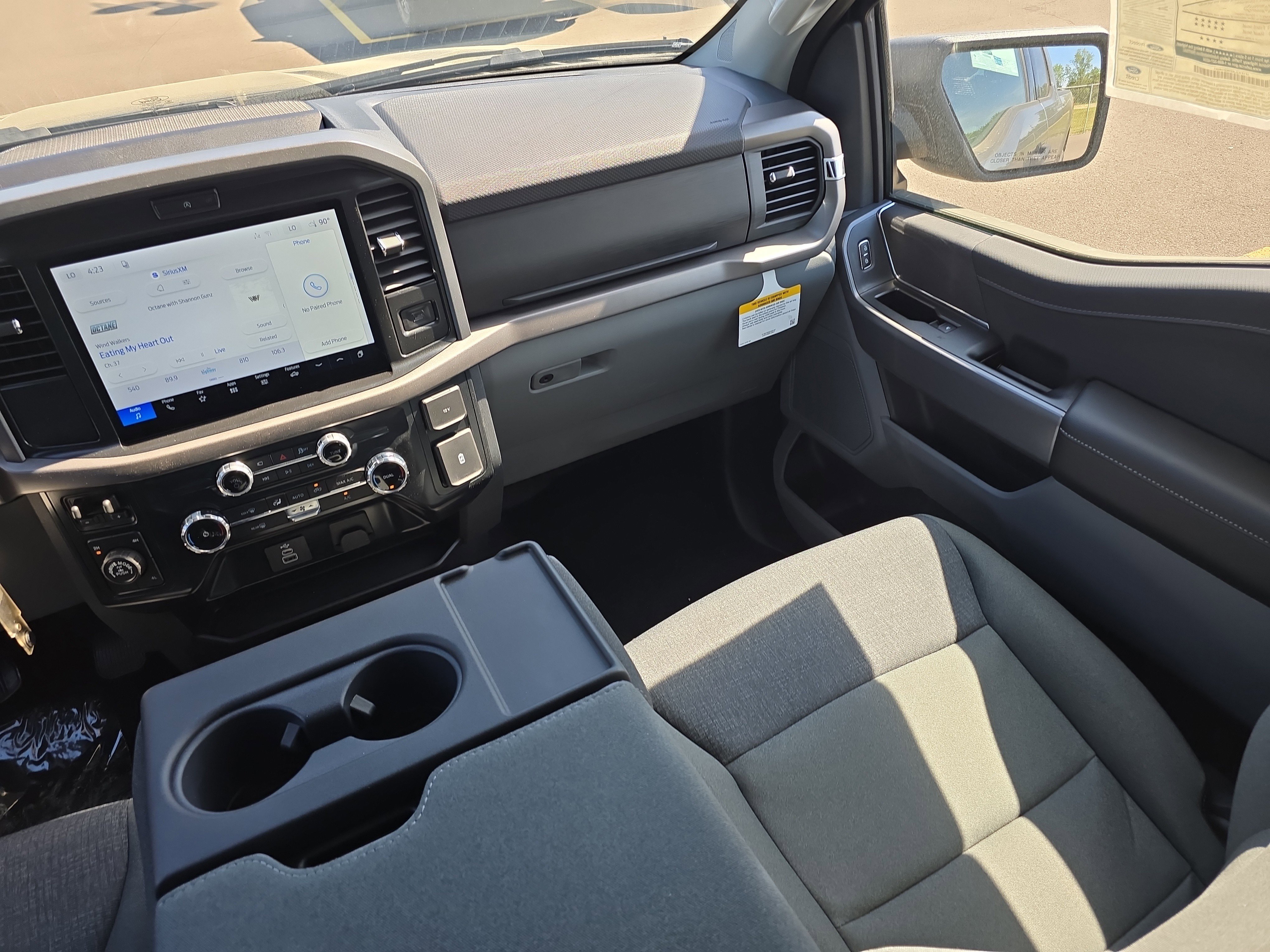 New 2026 Carbonized Gray Metallic Ford XLT image 30