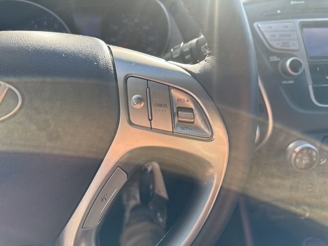Used 2011 Blue Hyundai GLS image 19