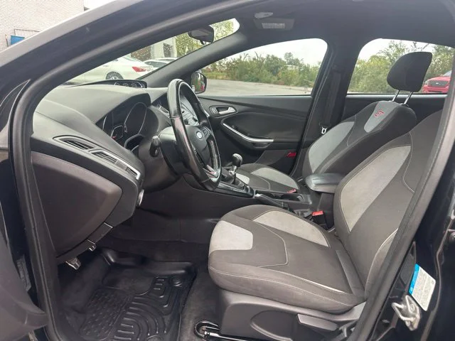 Used 2015 Tuxedo Black Ford ST image 15