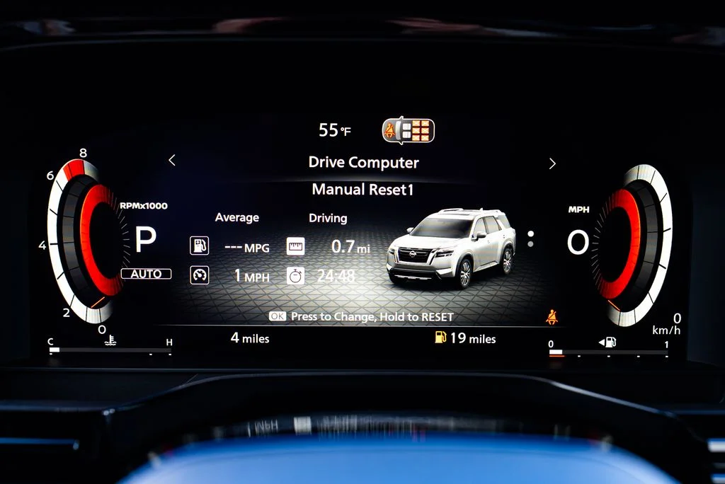 New 2026 Everest White Pearl TriCoat Nissan Platinum image 17