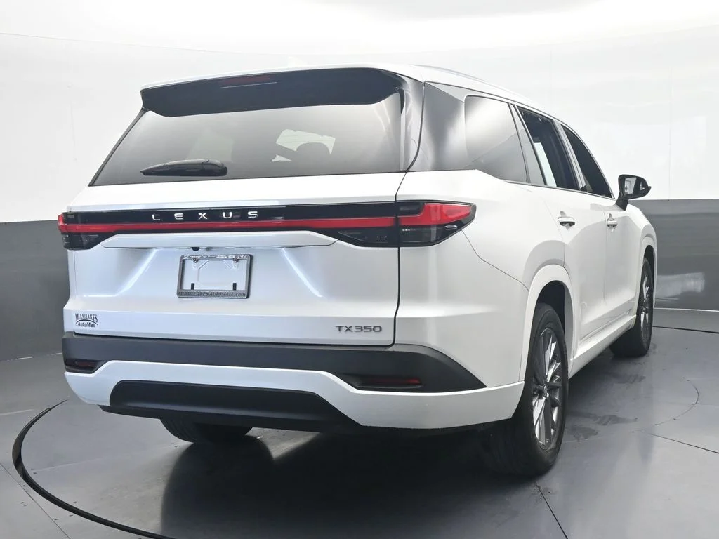 Used 2024 White Lexus 350 Premium image 5