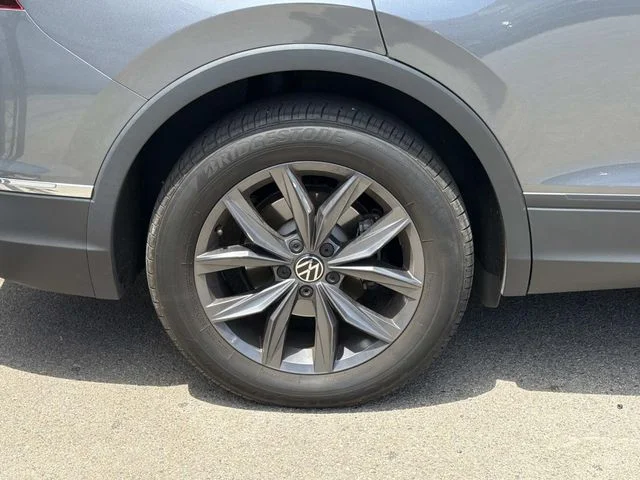 Certified Used 2023 Gray Volkswagen 2.0T SE image 5
