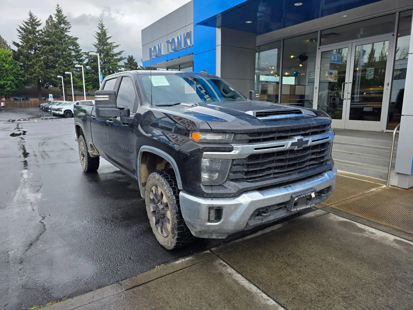 2024 Chevrolet Silverado HD LT 4WD Crew Cab Standard Box's photo
