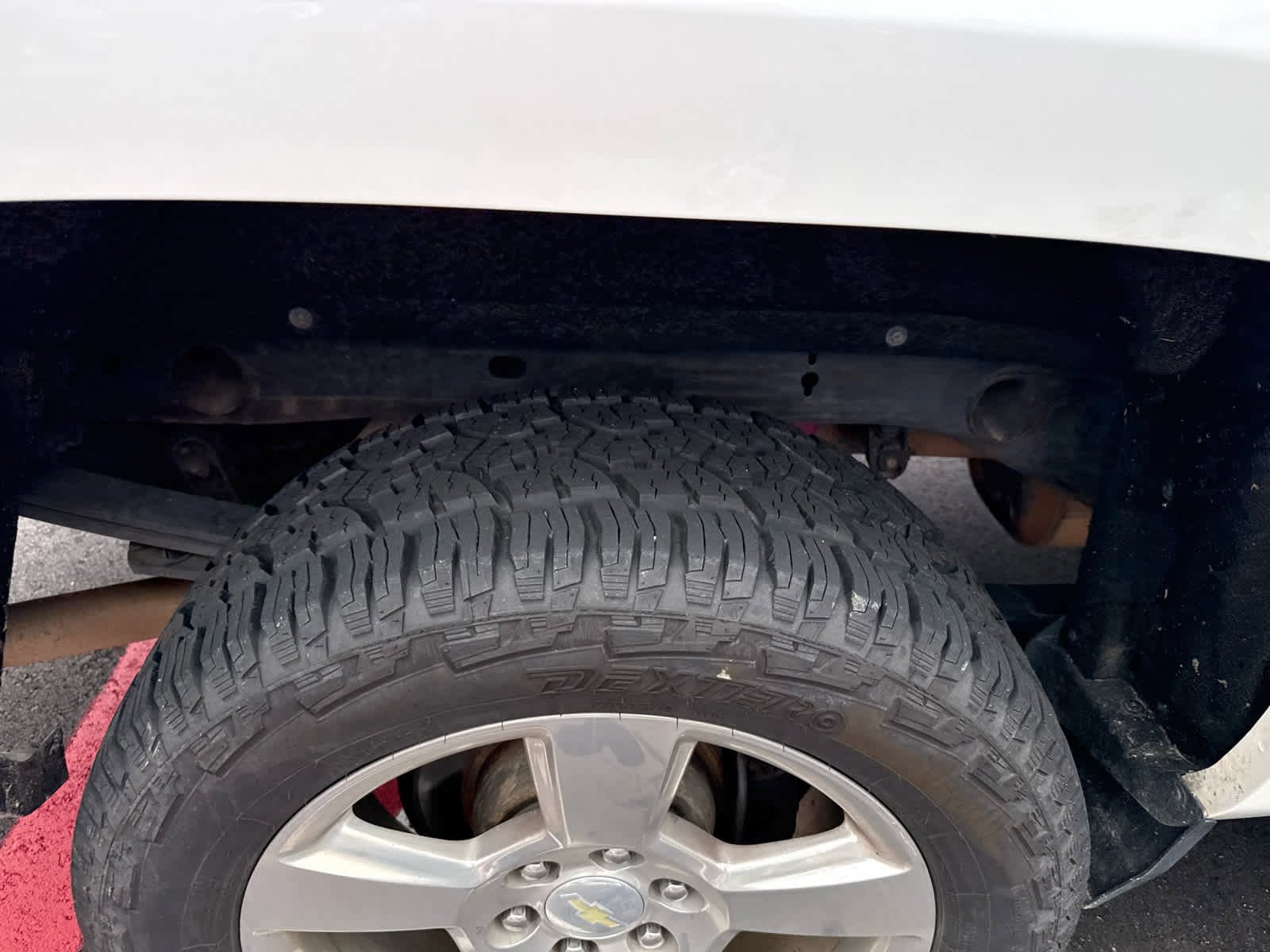 Used 2018 Chevrolet Silverado 1500 LT with VIN 3GCUKRECXJG243511 for sale in Little Rock