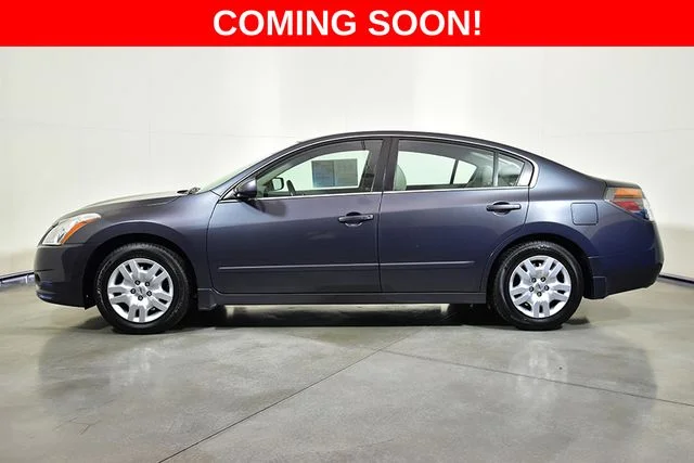 Used 2012 Gray Nissan 2.5 S image 2