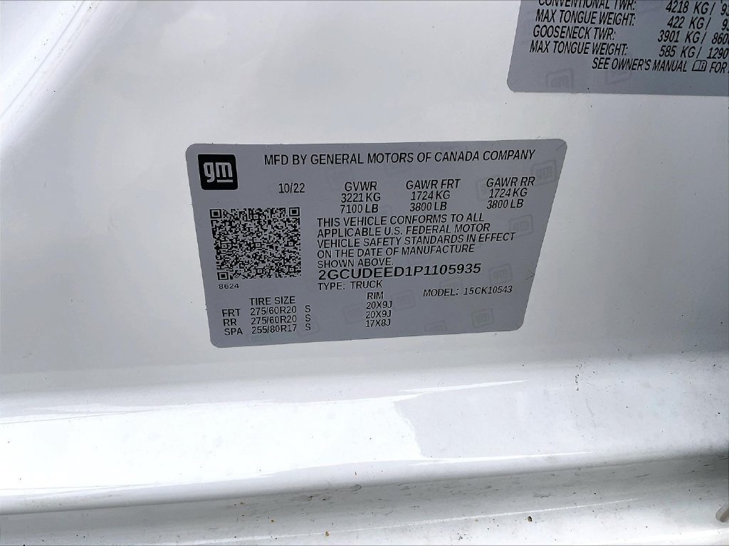 Used 2023 SUMMIT WHITE Chevrolet RST image 32