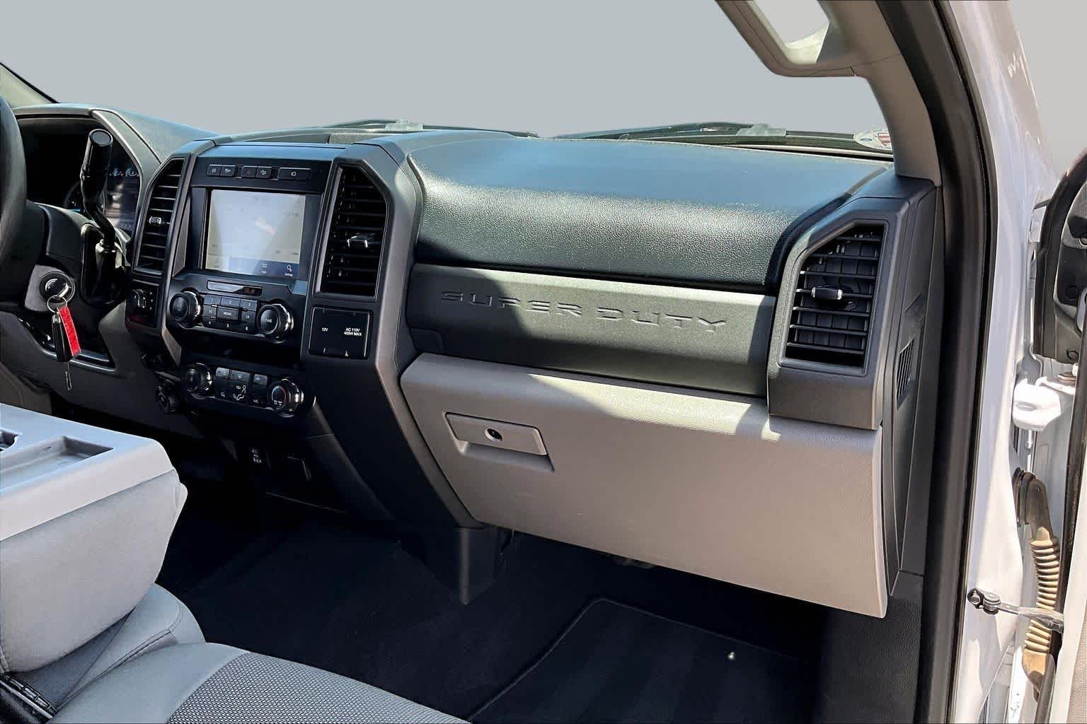 Certified Used 2020 Oxford White Ford XL image 17