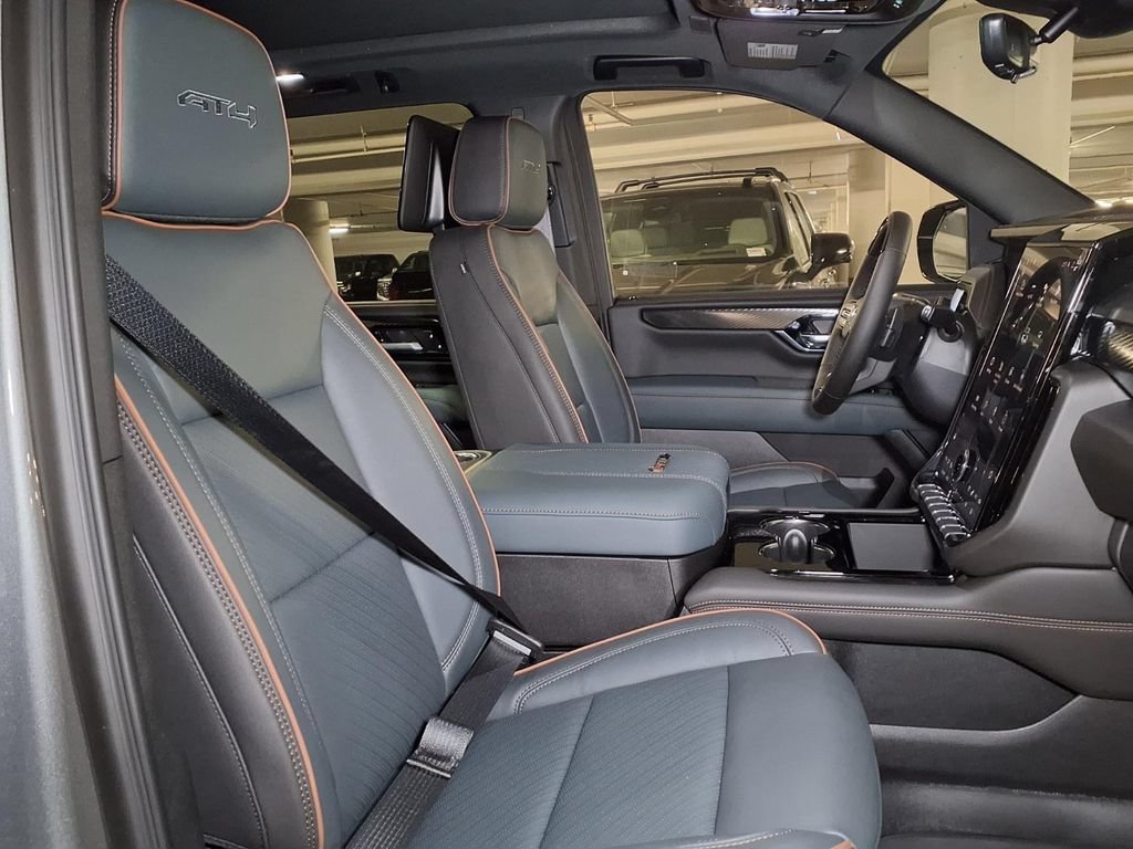 2026 GMC Yukon XL AT4 - Photo 6