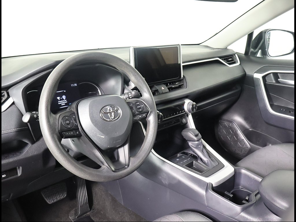 Used 2025 Silver Sky Metallic Toyota XLE image 6