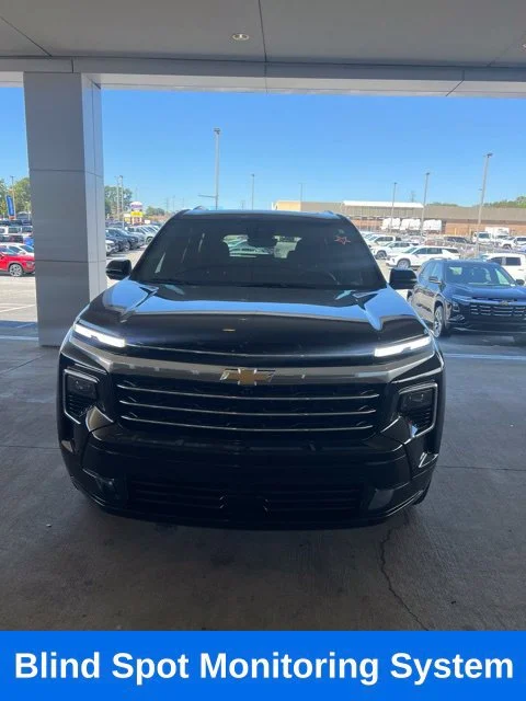 Used 2025 Mosaic Black Metallic Chevrolet High Country image 3