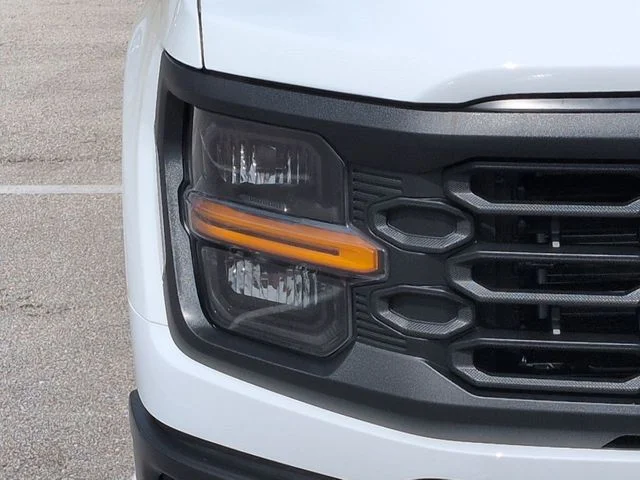 New 2026 Oxford White Ford XL image 10