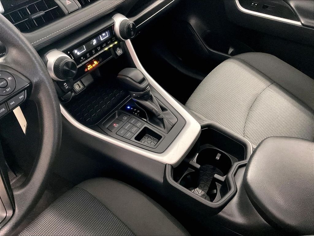 Used 2025 Silver Toyota LE image 20