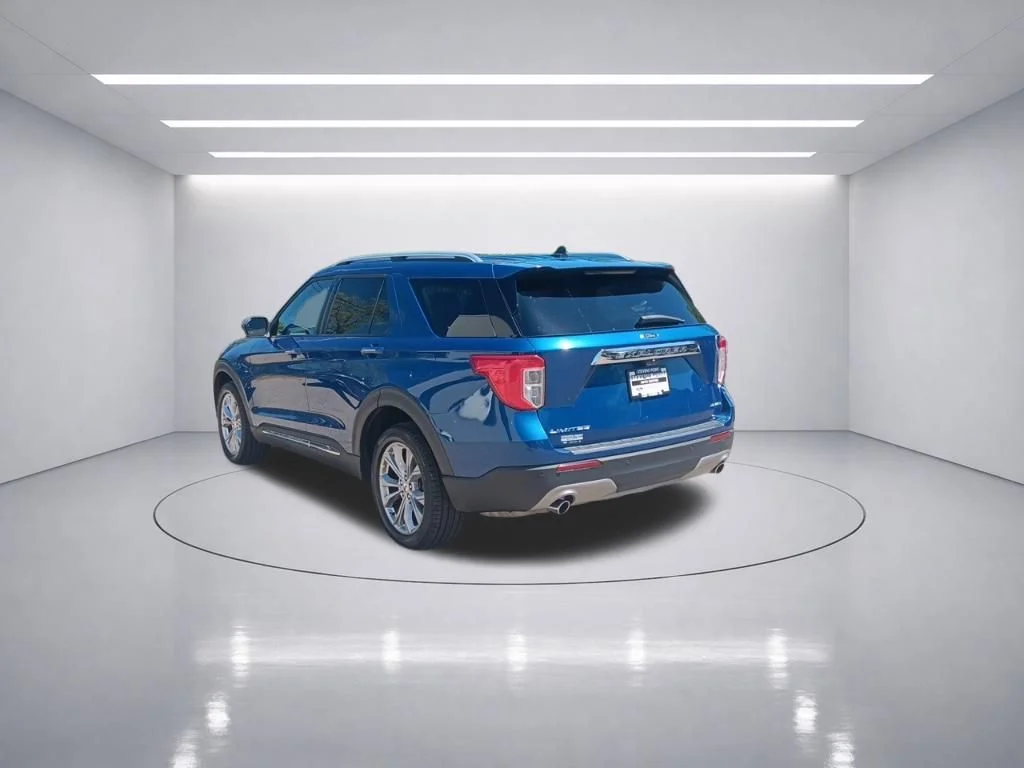 Used 2023 Stone Blue Metallic Ford Limited image 4
