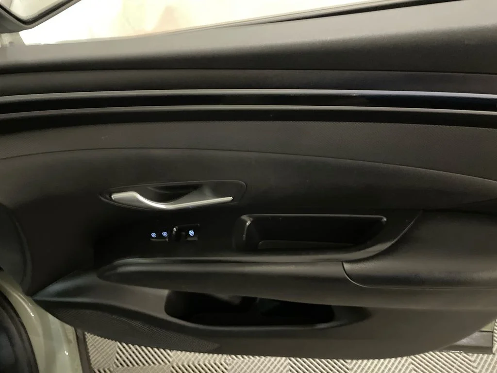 Used 2022 Sage Gray Hyundai SEL Premium image 24
