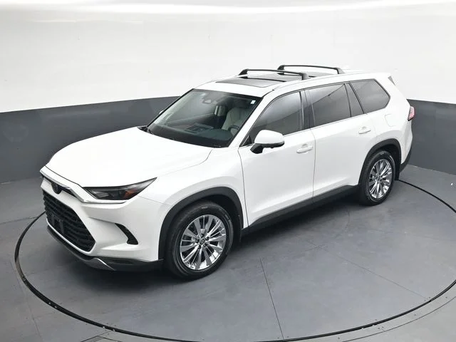 Used 2024 Beige Toyota Platinum image 30