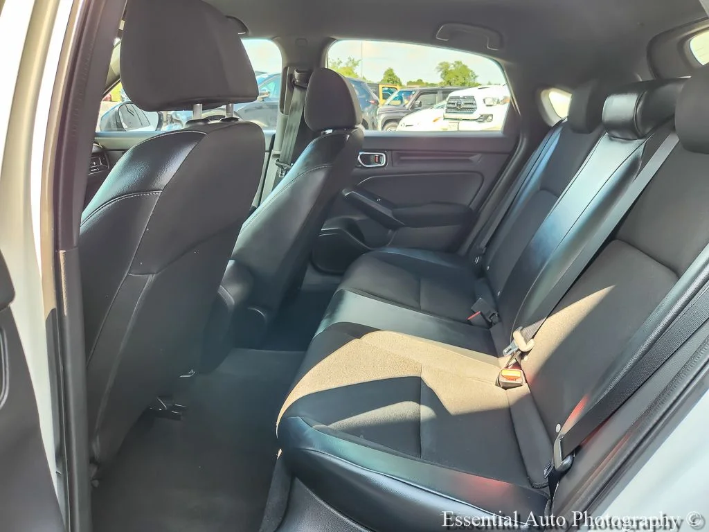 Used 2022  Honda Sport image 9