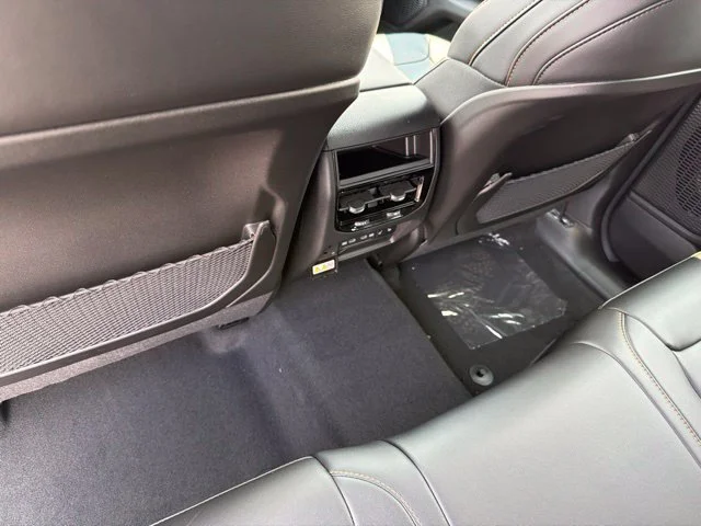 New 2026 Silver Jeep  image 9