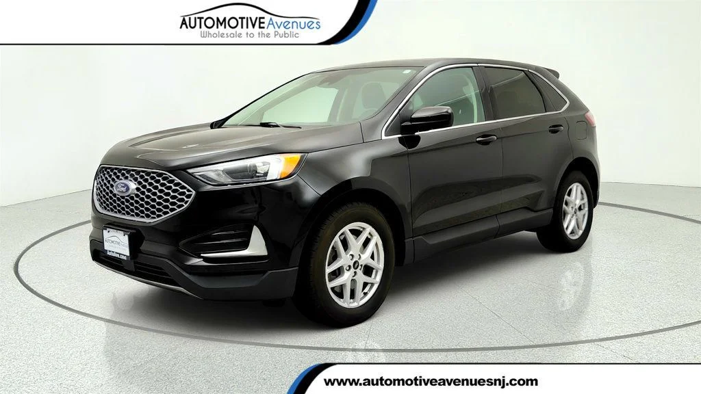2024 Ford Edge SEL AWD's photo