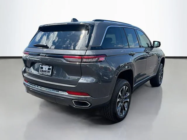 Used 2022 Gray Jeep Overland image 7