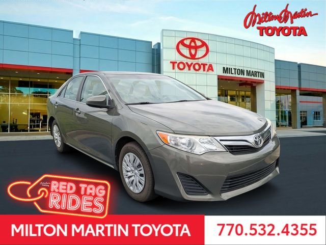 2014 Toyota Camry 2.5 Auto LE's photo