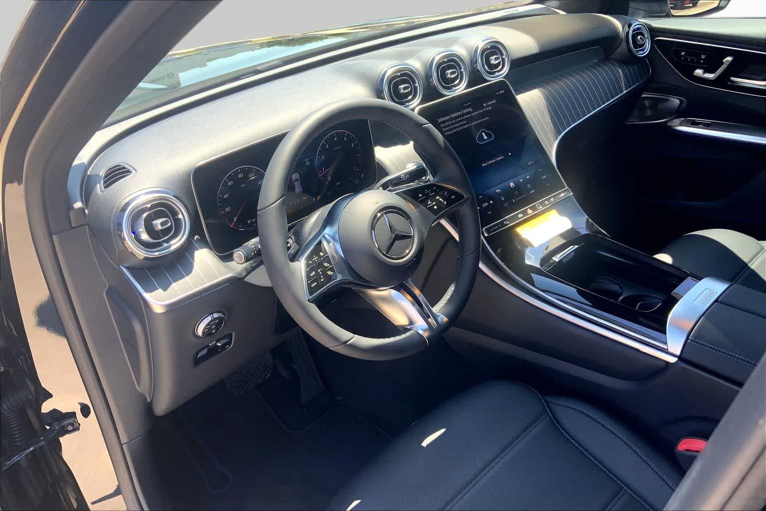 New 2026 Black Mercedes-Benz GLC 300 image 8