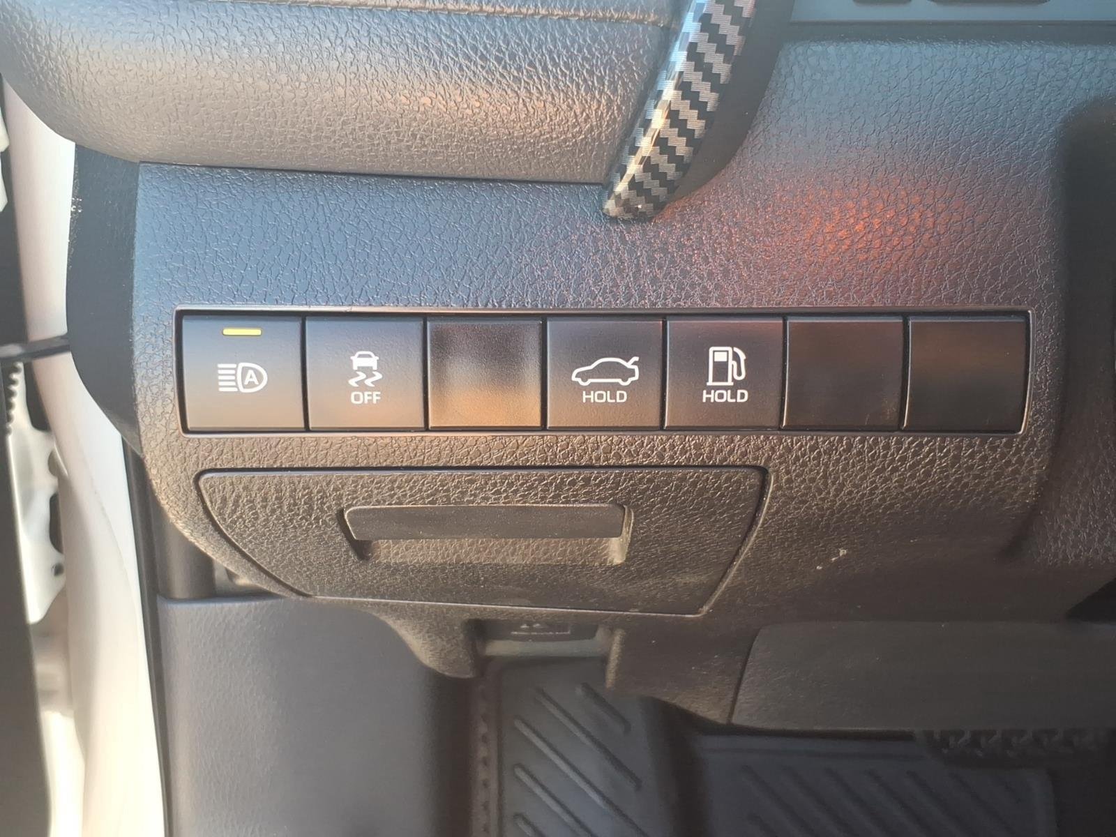 Used 2021 Wind Chill Pearl Toyota XSE image 15