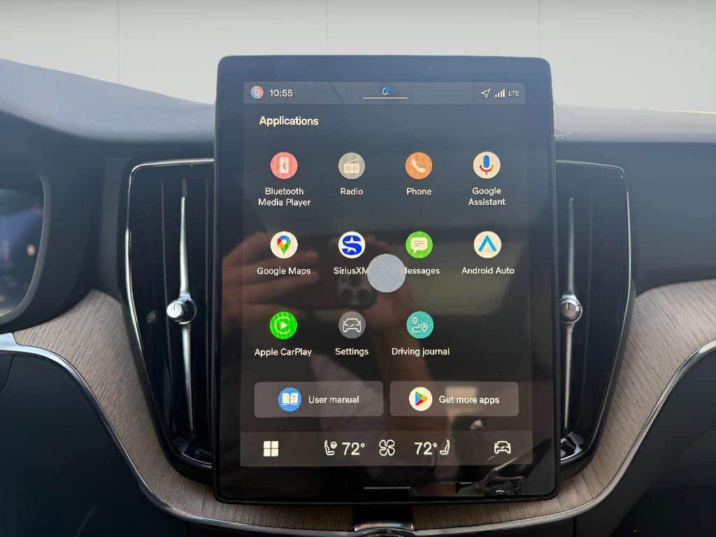 2026 Volvo XC60 Plus - Photo 16