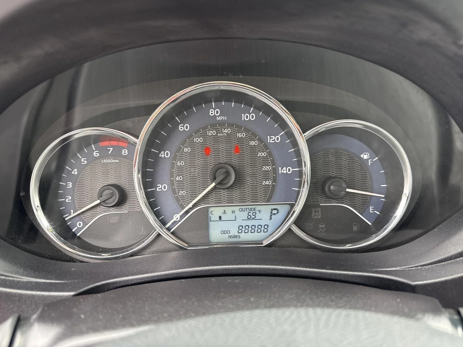 Used 2015 Toyota Corolla LE with VIN 2T1BURHE8FC312776 for sale in Kansas City
