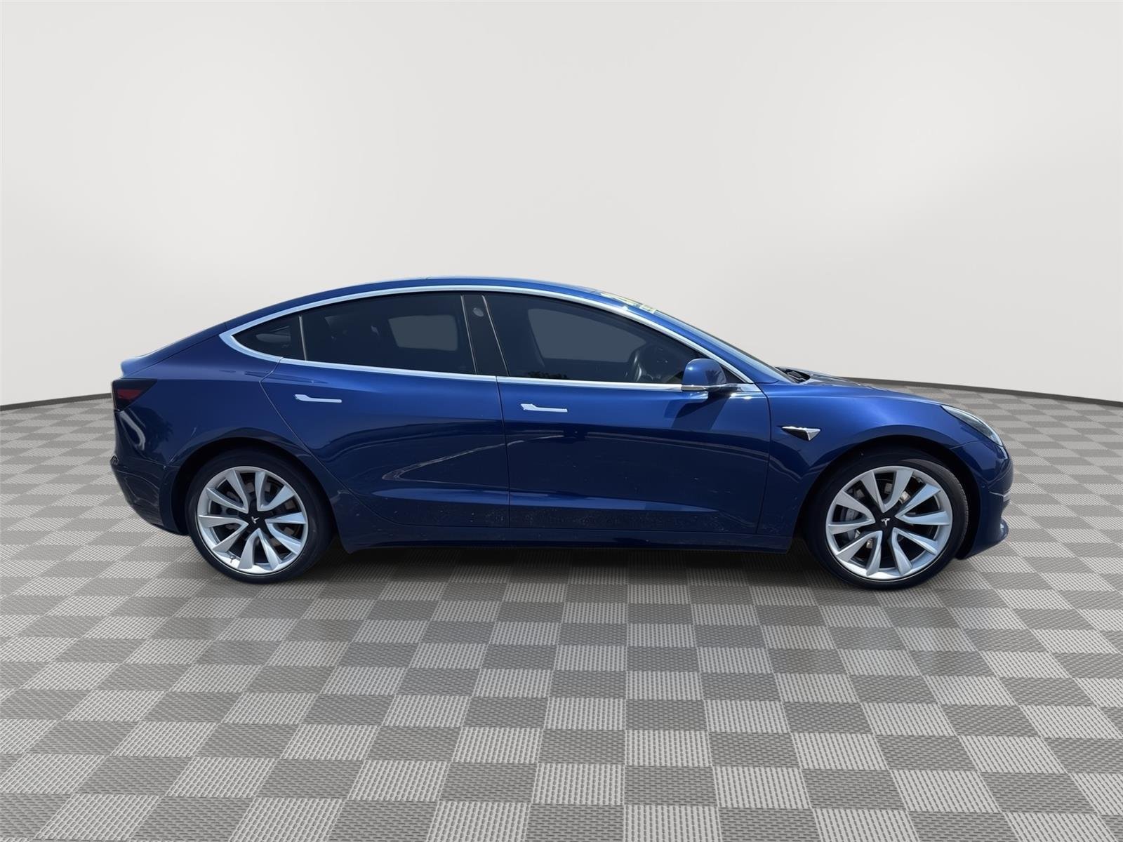 Used 2020 Deep Blue Metallic Tesla Long Range image 14