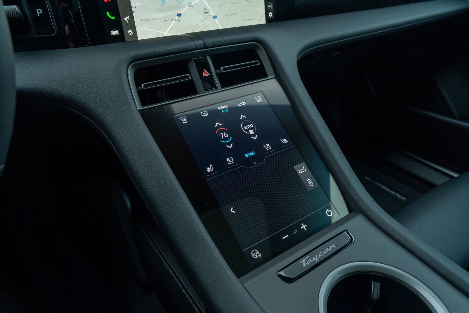 2025 Porsche Taycan Base - Photo 32