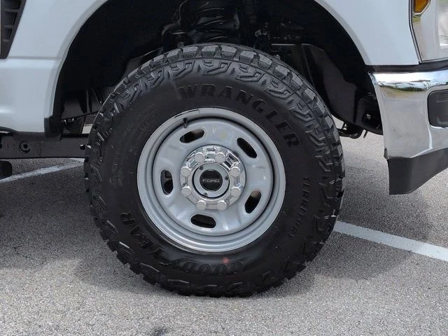 New 2026 Oxford White Ford F-250® XL image 11