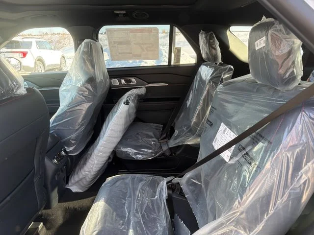 New 2026 Star White Metallic Tri-Coat Ford ST image 13