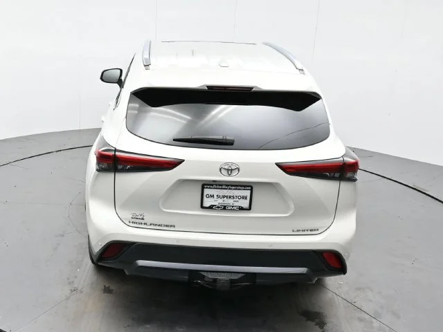 Used 2021 Blizzard Pearl Toyota Limited image 37