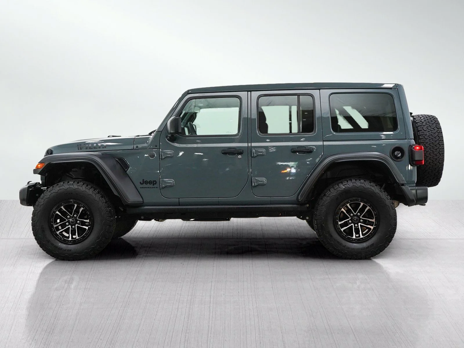 Used 2024 Jeep Wrangler 4-Door Willys with VIN 1C4RJXDG6RW256979 for sale in Hopkins, Minnesota