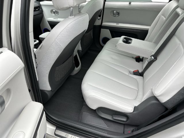 2024 Hyundai IONIQ 5 Limited - Photo 23