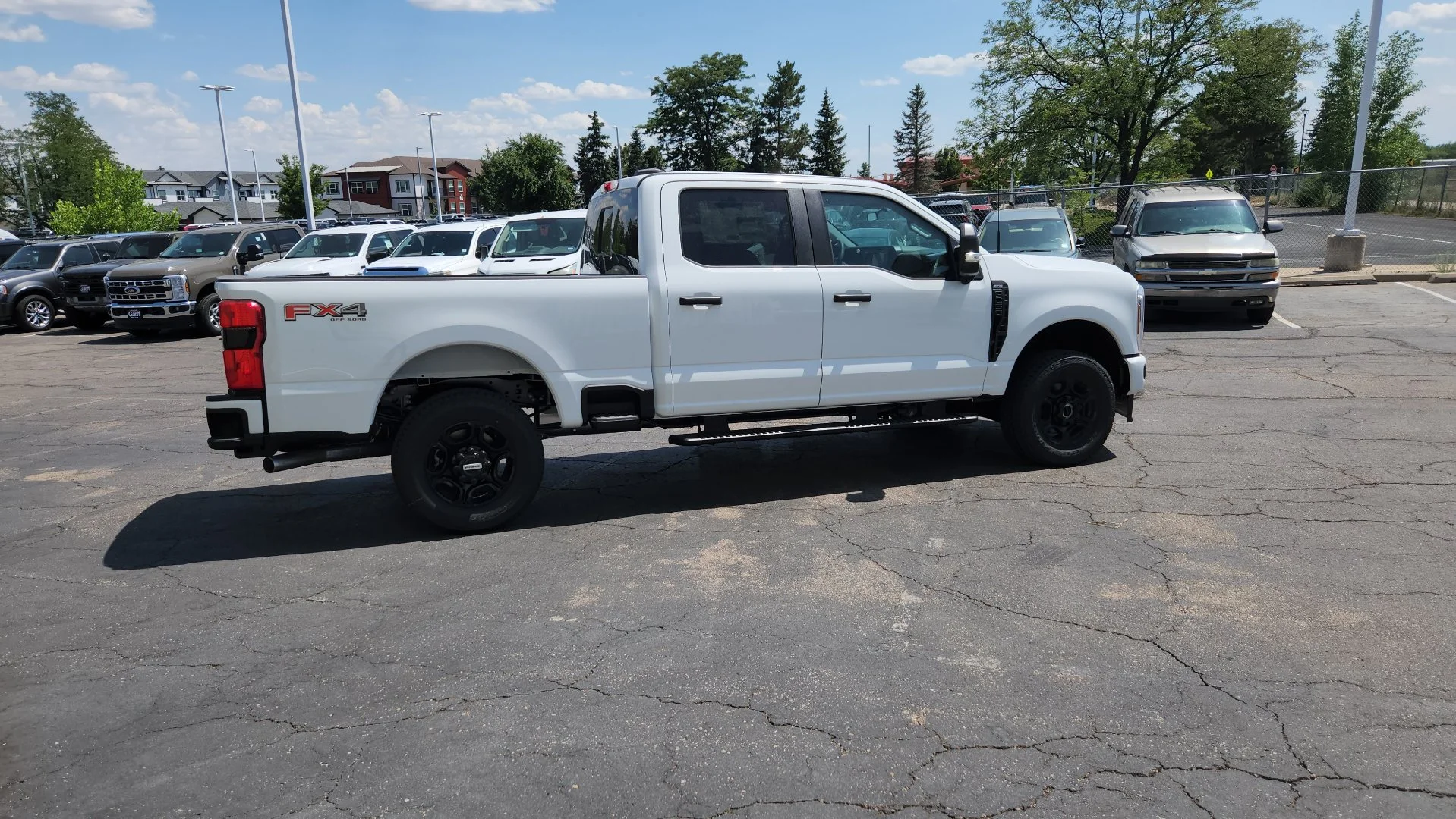 New 2026 Oxford White Ford XL image 7