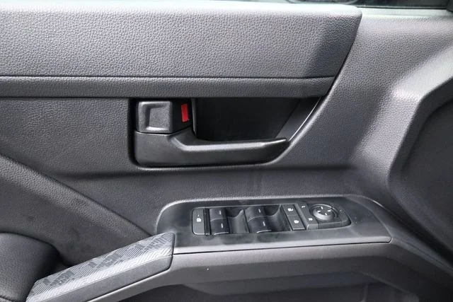Used 2026 Blue Toyota SR5 image 19