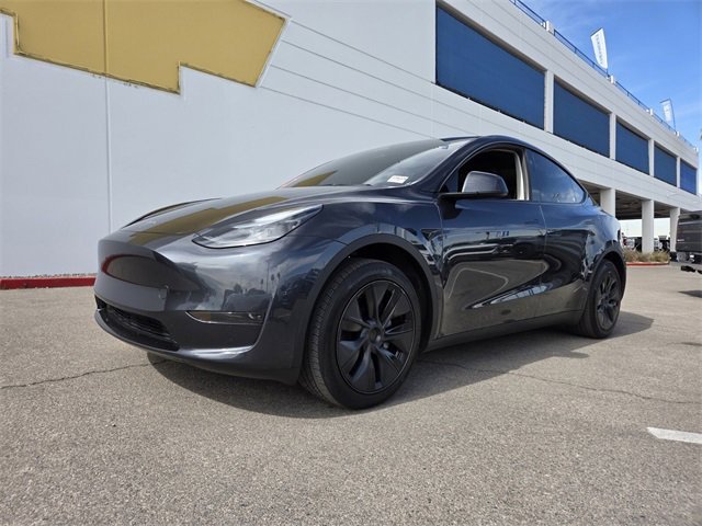 Used 2025 Tesla Model Y Long Range with VIN 7SAYGDED6SF315328 for sale in Las Vegas, NV