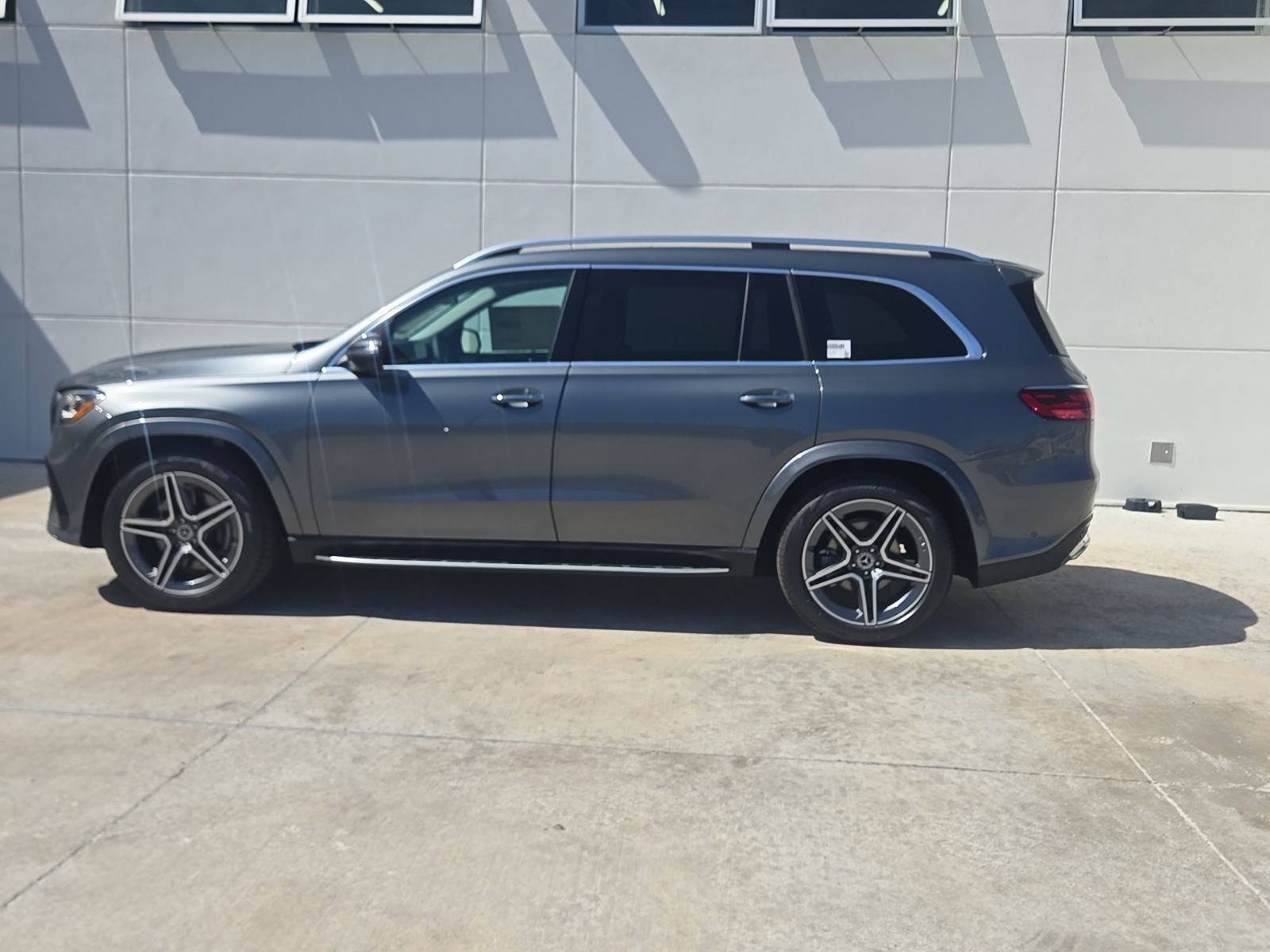 New 2026 Selenite Grey Metallic Mercedes-Benz GLS 450 image 8