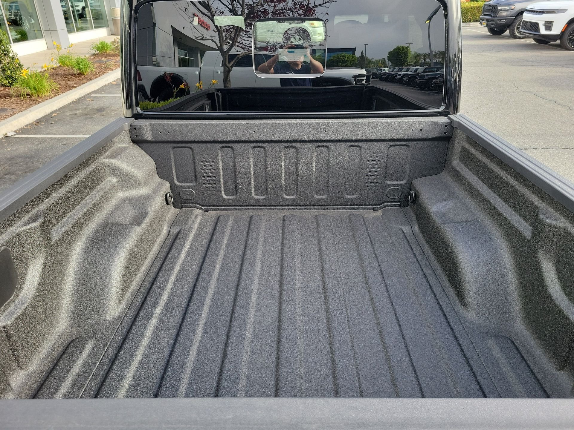 New 2026 Black Clear-Coat Exterior Paint Jeep Sport S image 17